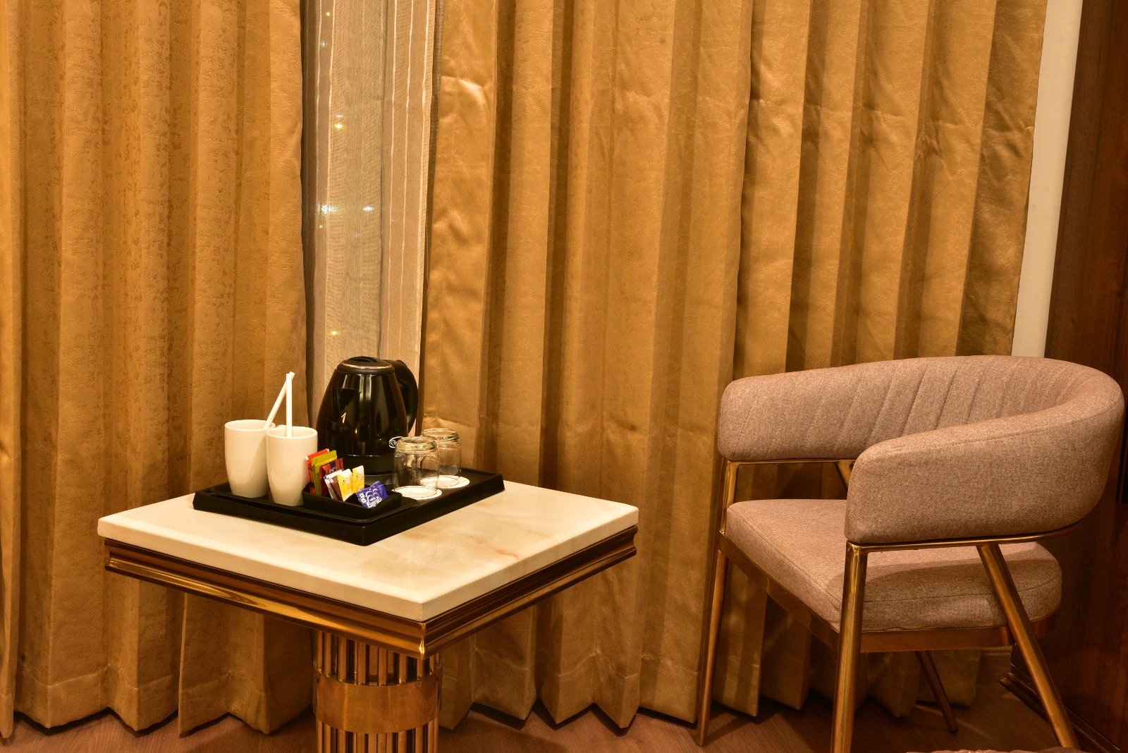 Affordable hotel with restaurant and city view Assam